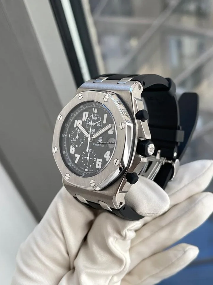 Audemars Piguet Royal Oak Offshore Chronograph + AP Service done in 2022 (2 Year AP Warranty)